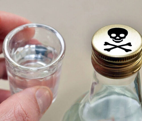 На Лівобережжі Кам’янського бармен продавала відвідувачам сурогатний алкоголь