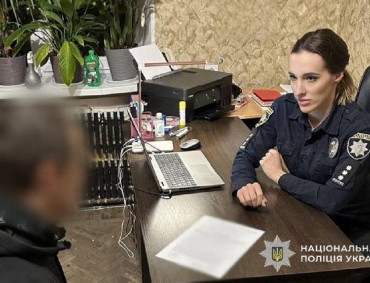 У Кам’янському чоловік убив співмешканку шарфом