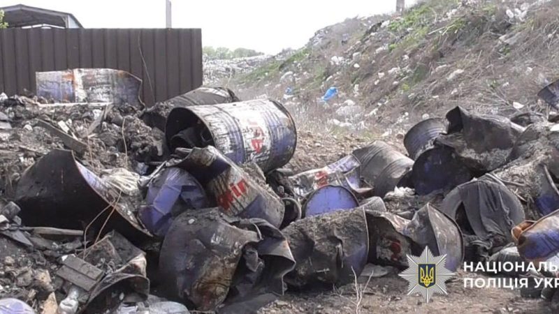 Замість утилізації — на смітник: екозлочин підприємця у Кам’янському