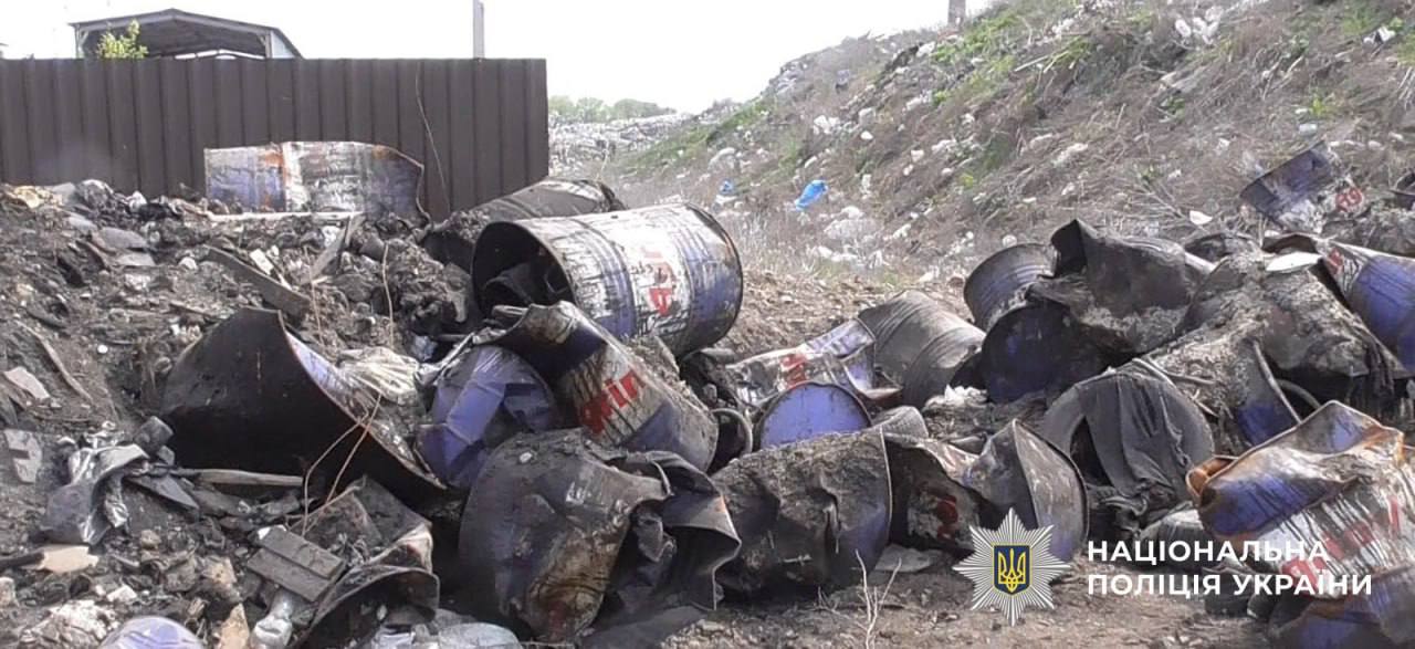 Замість утилізації — на смітник: екозлочин підприємця у Кам’янському